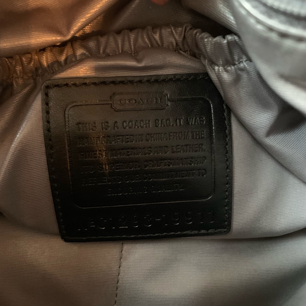 Coach baby bag- black leather - Picture 4 of 5